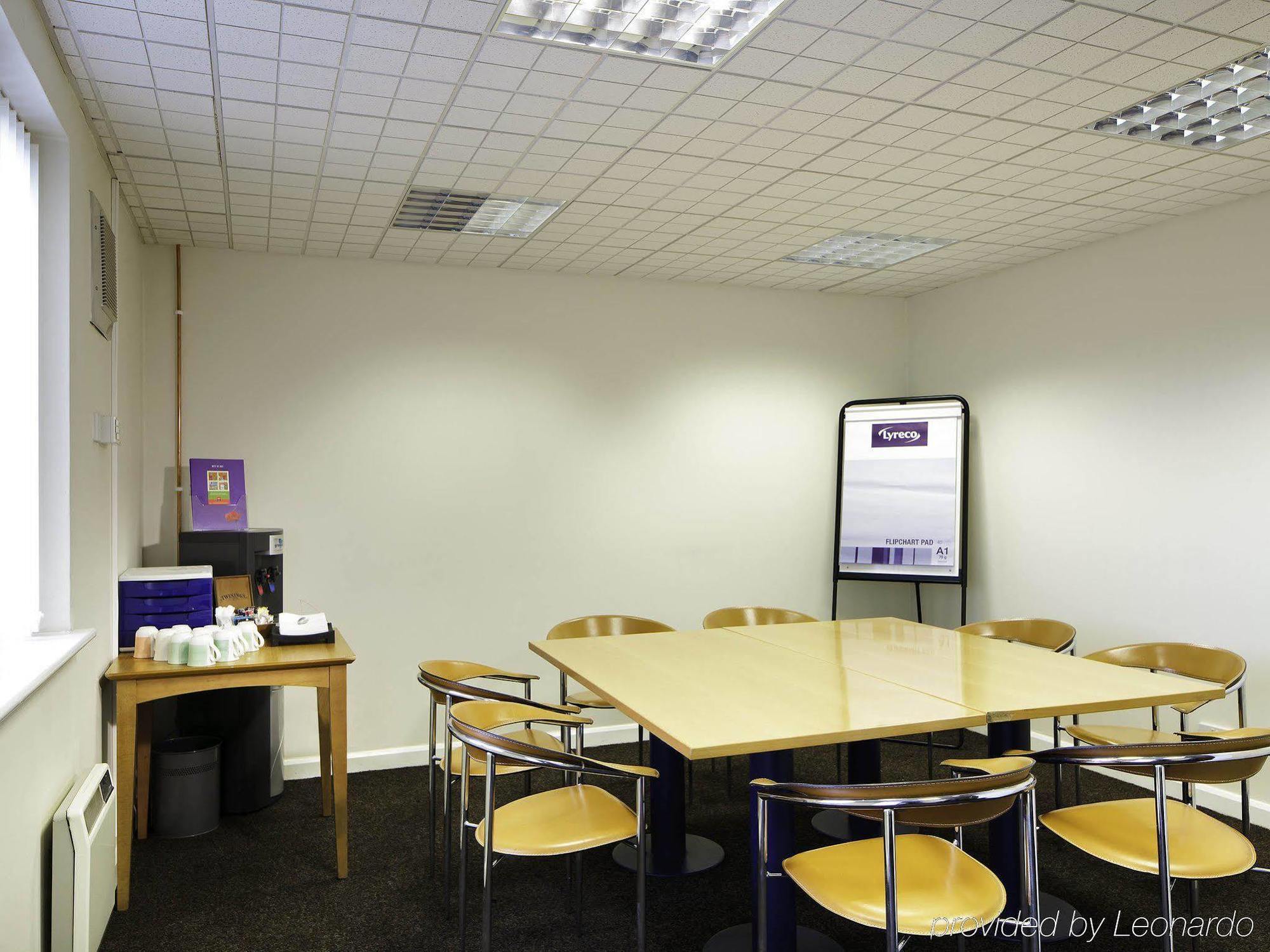 Ibis Lincoln Otel North Hykeham Dış mekan fotoğraf